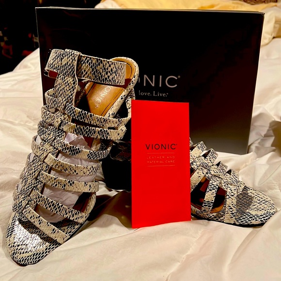 Vionic most comfortable/stylish Sandals Perk Sami Leather Caged Heeled Sandals - Picture 1 of 2